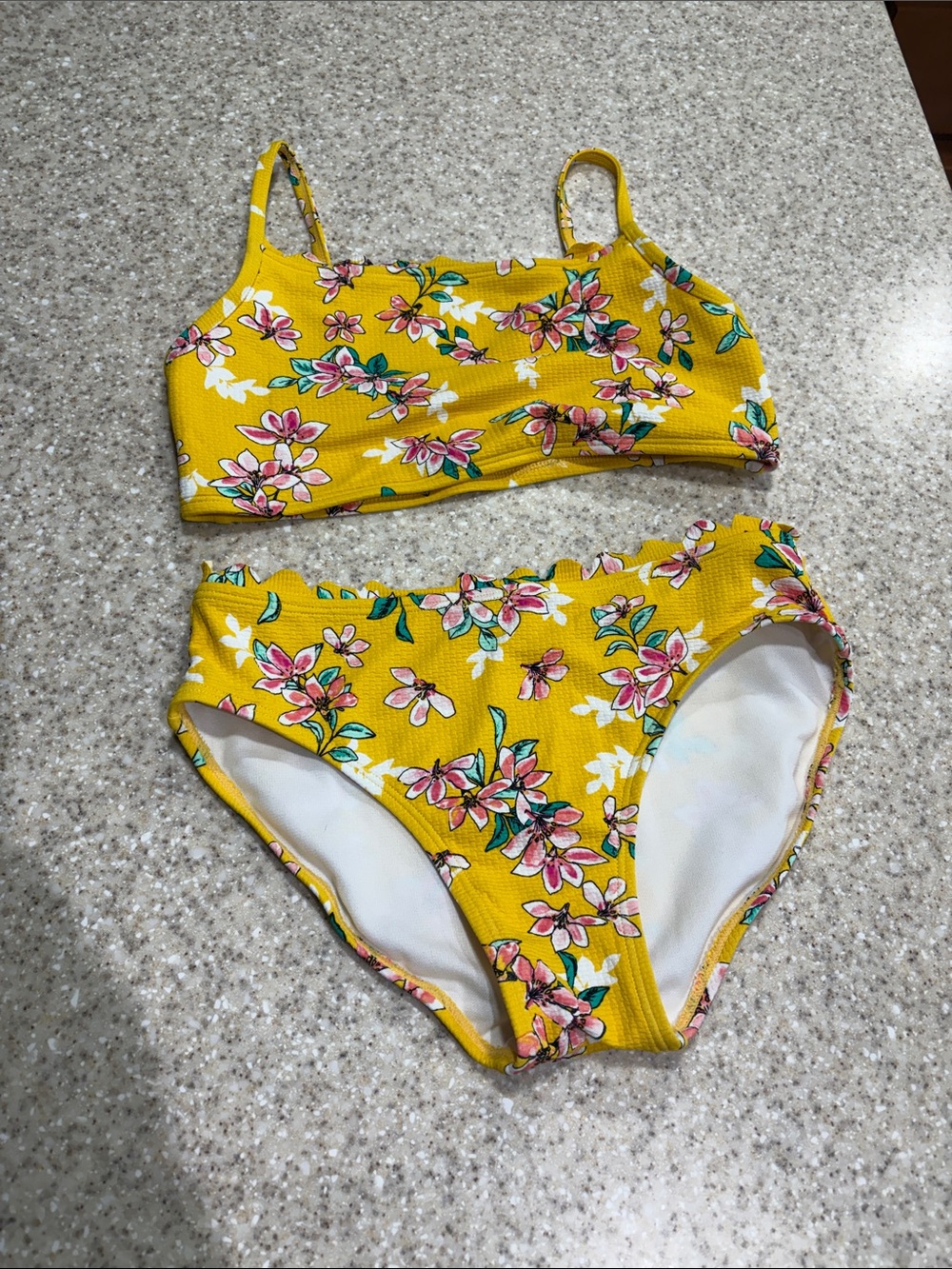 Art class size large 10/12 yellow floral two piece bikini swimsuit